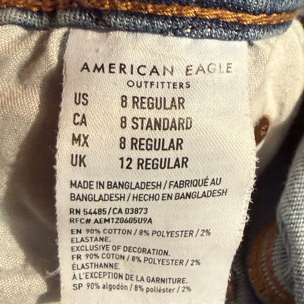 American Eagle Outfitters Ripped Light Blue Skinny Jeans - Picture 5 of 5